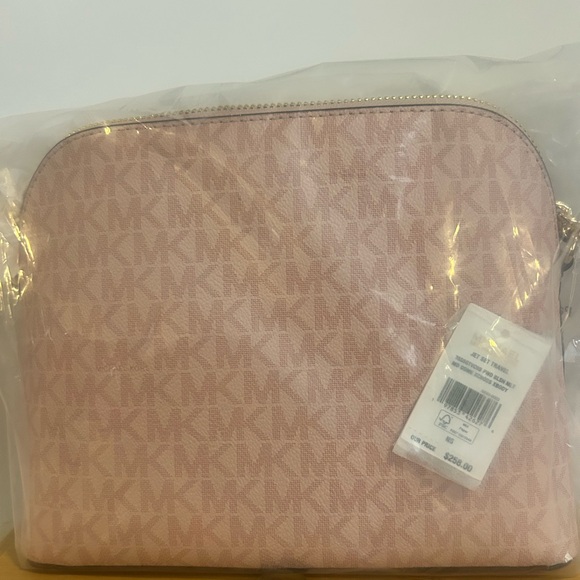 NEW Michael Kors Jet Set Travel Medium Dome Crossbody bag, NWT - $258 MSRP - Picture 2 of 14